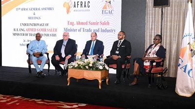 وزير الصناعة: حريصون على وجود نظام اعتماد أفريقي لتنمية حركة التجارة 