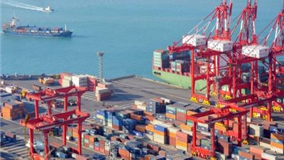 وزارة النقل تكشف حقيقة بيع الموانئ المصرية لجهات أجنبية 