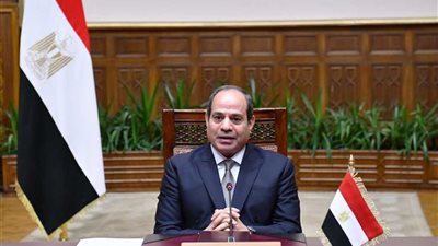 الرئيس السيسي يفتتح منطقتي بنها وميت غمر الاستثماريتين