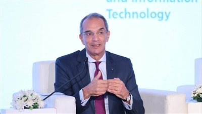 عمرو طلعت: 850 مليون دولار استثمارات أجنبية متوقعة فى شركات الاتصالات الناشئة