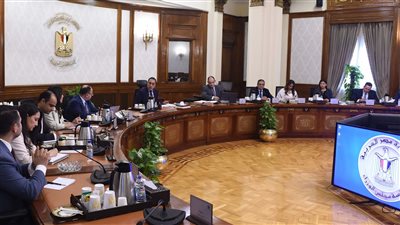 رئيس الوزراء يتابع مستجدات برنامج رد الأعباء التصديرية