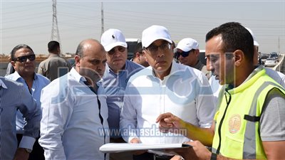 رئيس الوزراء يتفقد أعمال تطوير وتوسعة محور 26 يوليو
