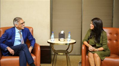 «المشاط» تبحث تعزيز العلاقات الثنائية مع مساعد المدير التنفيذي لبرنامج الأغذية العالمي