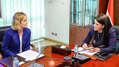 «المشاط» تبحث مع «سكاتك» النرويجية التوسع بمشروعات الطاقة المتجددة في مصر