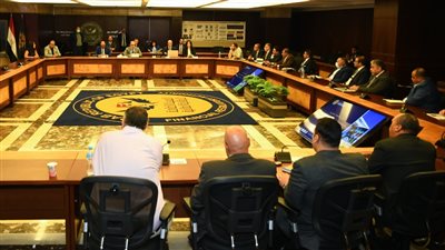 «الرقابة المالية» تجري حوارًا مجتمعيًا حول تطوير قواعد القيد 