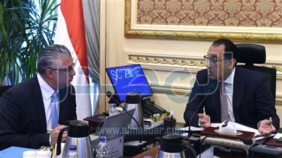 رئيس الوزراء يتابع موقف مشروعات تطوير مينائي السخنة والعريش