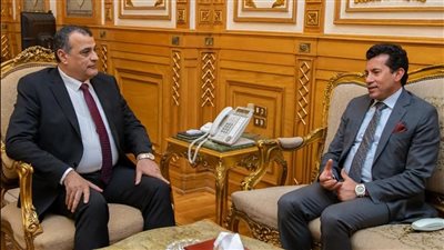 وزيرا الإنتاج الحربي والشباب والرياضة يتابعان خطط التوسع بمشروعات التعاون المشترك
