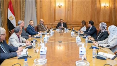 وزير الإنتاج الحربي يبحث التعاون مع «ابدأ» في مشروع إنتاج السليكون المعدني
