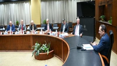 «أبكس» الأمريكية تحفر 15 بئرًا بترولية في مصر خلال العام المقبل