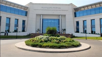 «الاتصالات» تكشف حقيقة إطلاق تطبيقات إلكترونية لمنح المواطنين قروضًا مالية