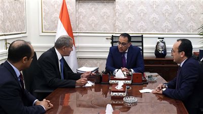 رئيس الوزراء يوجِّه باستمرار العمل بقرار حظر تصدير الأرز 