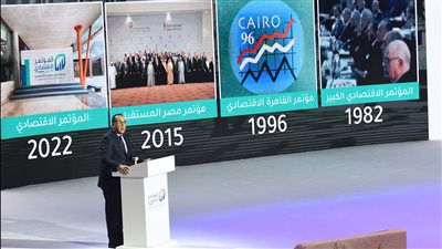 مدبولي: خفض قيمة العملة المحلية يستهدف تقوية الاقتصاد وزيادة الصادرات