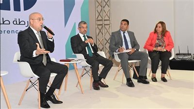 وزير الإسكان: شاركنا القطاع الخاص فى تنمية 13 ألف فدان باستثمارات 1.1 تريليون جنيه 