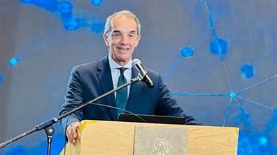 وزير الاتصالات: 50 مليار جنيه استثمارات مشروعات التحول الرقمى في مصر