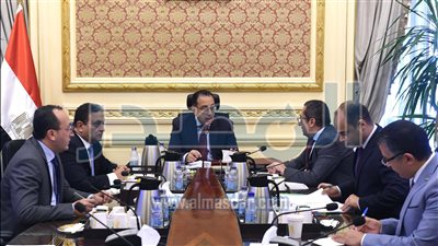 رئيس الوزراء يتابع موقف الانتقال الحكومي والمشروعات الجاري تنفيذها بالعاصمة الإدارية