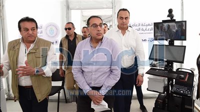 «مدبولي» يتفقد المستشفى الميداني المُجهز بالمركز الدولي للمؤتمرات بشرم الشيخ