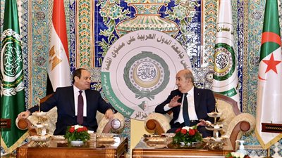 السيسي وتبون يبحثان تعزيز التعاون المصري الجزائري بمختلف المجالات