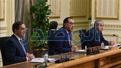 رئيس الوزراء: بدء تطبيق حزمة الحماية الاجتماعية إعتبارا من الشهر الجاري