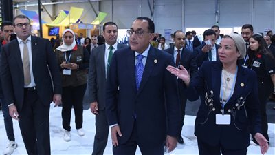 رئيس الوزراء يفتتح الجناح المصري بالمنطقة الزرقاء خلال مؤتمر المناخ