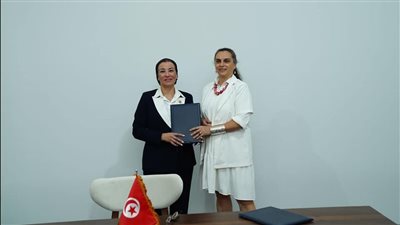 وزيرة البيئة توقع مع نظيرتها التونسية برنامجًا تنفيذيًا لمكافحة تغير المناخ