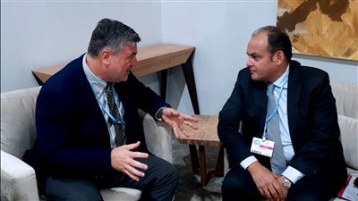 وزير التجارة يبحث الاستفادة من برامج «جوجل» لربط المناطق الصناعية والترويج للصادرات المصرية