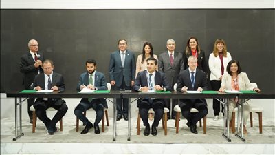 صندوق مصر السيادي يوقع اتفاقيات بـ83 مليار دولار في قطاع الطاقة المتجددة