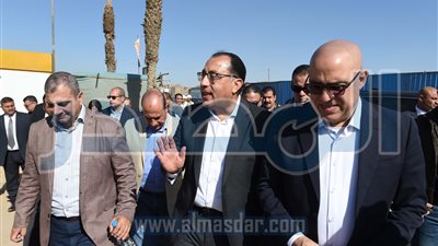 «مدبولي» يتفقد أعمال تطوير ساحة جامع عمرو بن العاص والمنطقة المحيطة بها 