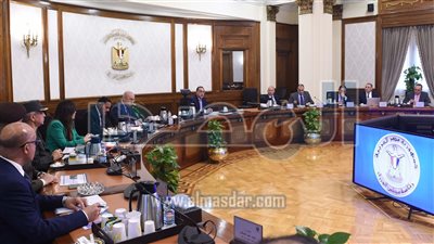 رئيس الوزراء يتابع مخططات إنشاء مدينة رأس الحكمة الجديدة