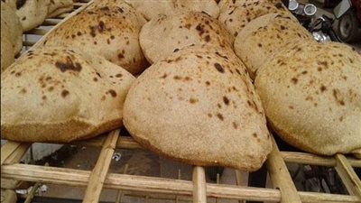 الحكومة تكشف حقيقة تقليص حصة المواطن من الخبز المدعم على البطاقات التموينية