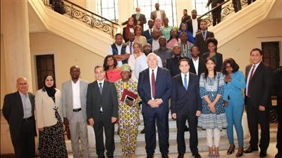 وزير الزراعة يسلم 23 متدربًا من 18 دولة أفريقية شهادات تدريب التغيرات المناخية