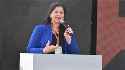 غادة خليل تستعرض أنشطة وأهداف مشروع رواد 2030 خلال مؤتمر «بيزنكس»