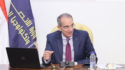 وزير الاتصالات يعلن تقدم مصر فى تصنيف مؤشر نضج الحكومة الرقمية 