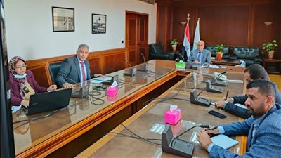 وزير الموارد المائية يتابع الموقف التنفيذي لمشروع البرنامج القومي الثالث للصرف