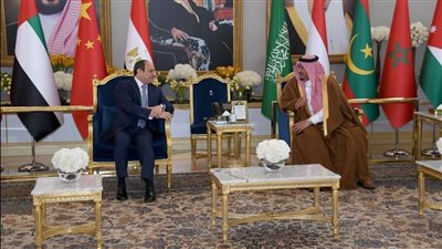 الرئيس السيسي يصل الرياض للمشاركة في القمة العربية الصينية
