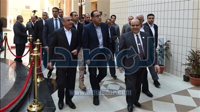  رئيس الوزراء يتفقد أعمال تطوير مجمع المحاكم بمدينة السويس