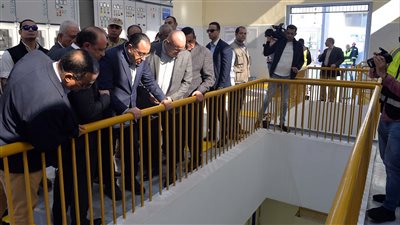 «مدبولي» يشهد افتتاح أعمال تطوير محطة رفع الصرف الصحي بمنطقة الزراير بالسويس