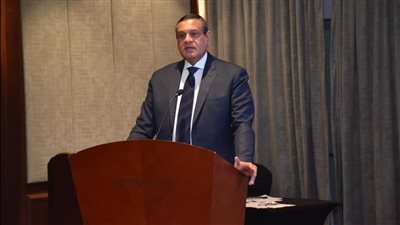 وزير التنمية المحلية ومحافظ دمياط يشهدان الجلسة الافتتاحية لقمة ريادة الأعمال 2022