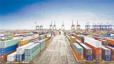 الحكومة تكشف حقيقة إصدار قرار بحظر دخول بعض واردات السلع إلى مصر