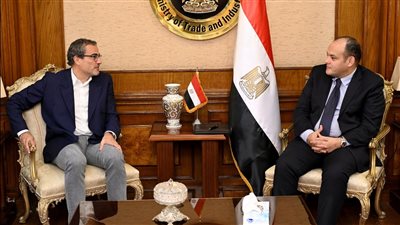 ديور الفرنسية تسعى لبدء نشاطها في مصر خلال الربع الأخير من 2024