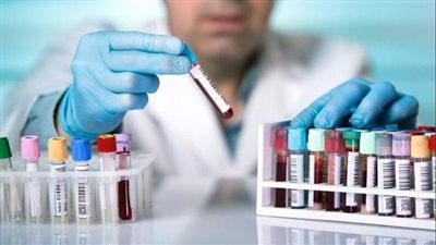 الحكومة تتفاوض مع شركة عالمية لتوطين صناعة أجهزة المعامل الطبية في مصر