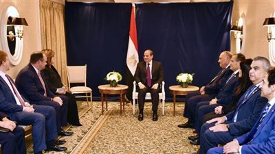 السيسي يشارك في مأدبة عشاء غرفة التجارة الأمريكية بواشنطن