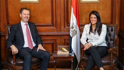 «المشاط» تبحث تعزيز التعاون المصري الإسباني بمجال النقل المستدام ومشروعات الاقتصاد الأخضر