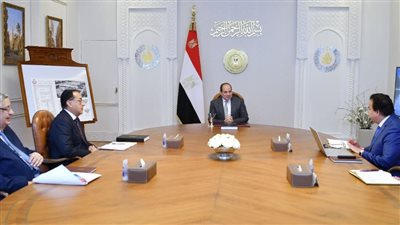  السيسي يوجه بالعمل على زيادة معدلات الاستثمار في مجالات الرعاية الصحية