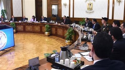 رئيس الوزراء يتابع توافر السلع في الأسواق واستعدادات شهر رمضان