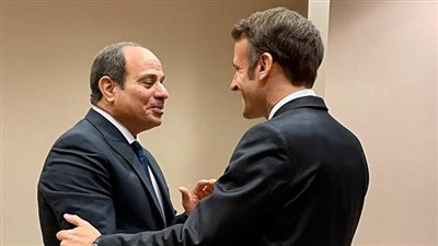السيسي يبحث مع إيمانويل ماكرون عدد من موضوعات علاقات التعاون الثنائى