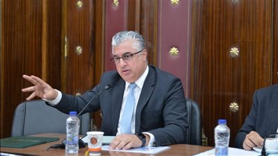 رئيس اقتصادية قناة السويس يستعرض جهود تجهيز منطقة أبو خليفة لاستقبال الاستثمارات 