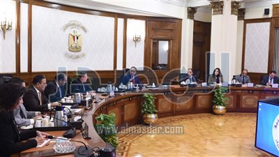 «مدبولي» يوجه بتكثيف العمل على تقليص زمن الإفراج للشحنات بالموانئ