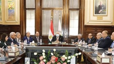 «القصير» يبحث مع قيادات «الزراعة» آلية التعامل مع ملاحظات مجلس النواب 