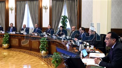 الحكومة تمنح عدد من الشركات حق إدارة وتشغيل نقل البضائع بالسكة الحديد