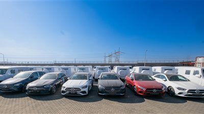 المنطقة الاقتصادية لقناة السويس تستقبل أول دفعة من سيارات مرسيدس